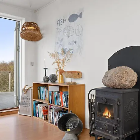2 Bedroom Stunning In * Oster Assels