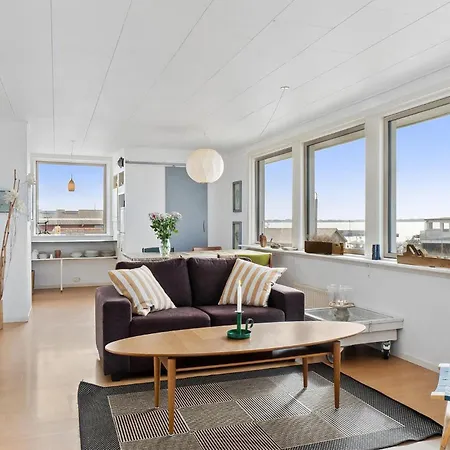 2 Bedroom Stunning In