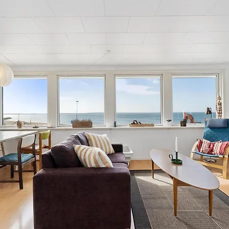 Дом отдыха 2 Bedroom Stunning In