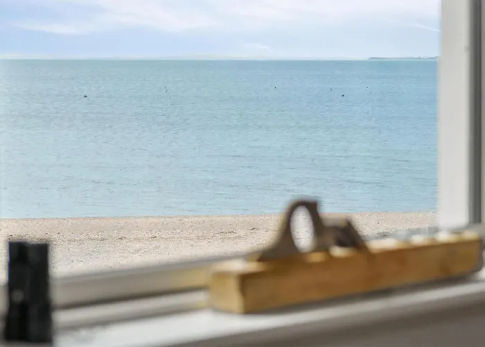 2 Bedroom Stunning In * Oster Assels