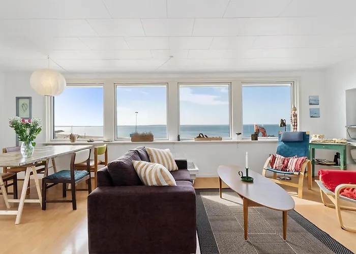 Ferienhaus 2 Bedroom Stunning In